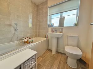 Photo 14- click for photo gallery